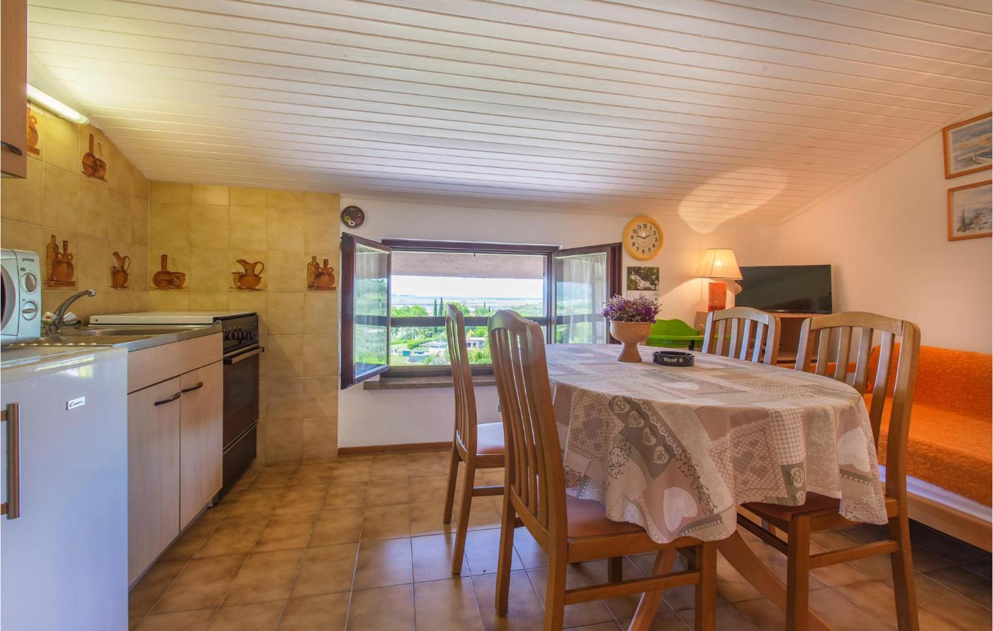 Amazing Apartment In Secovlje With Kitchen المظهر الخارجي الصورة